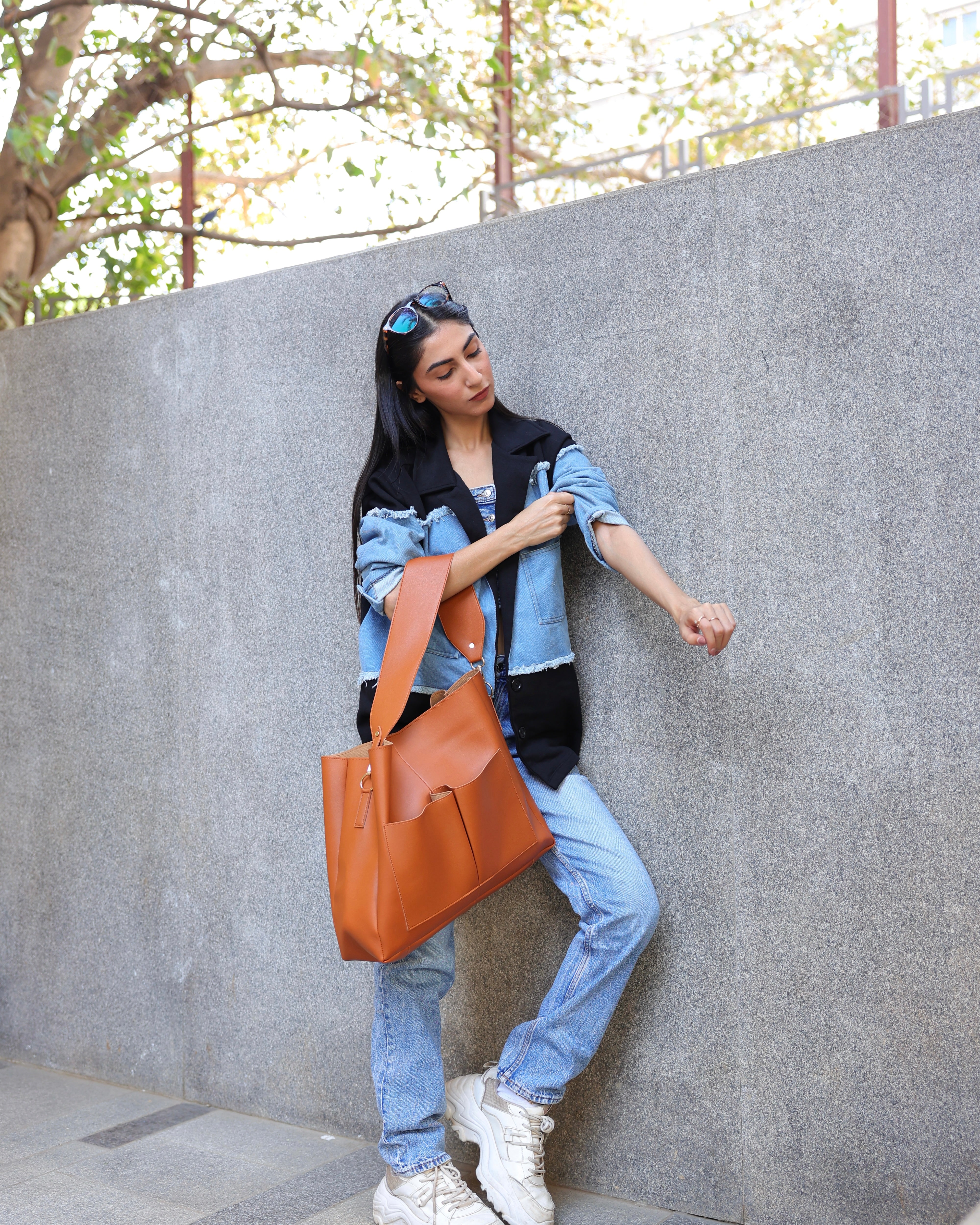 Pocket Tote