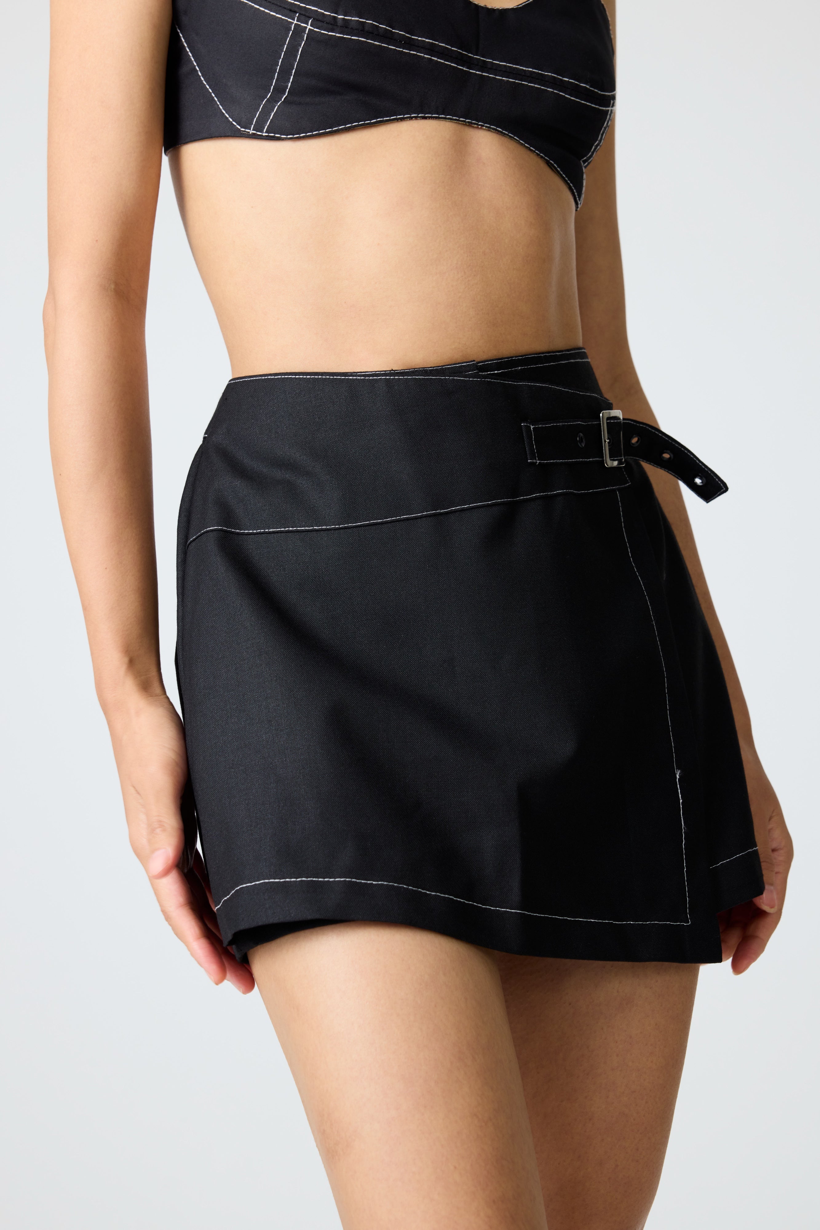Erryn Black Skort