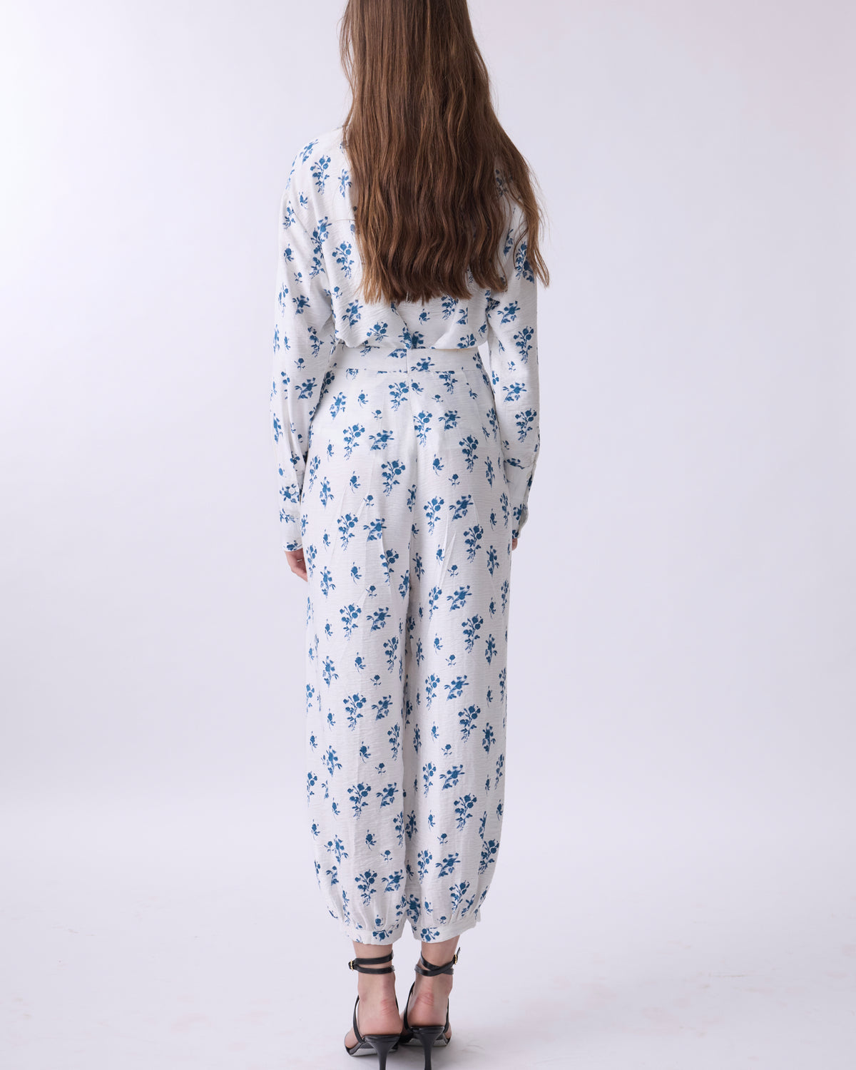 AZURE FLORAL BARREL PANT