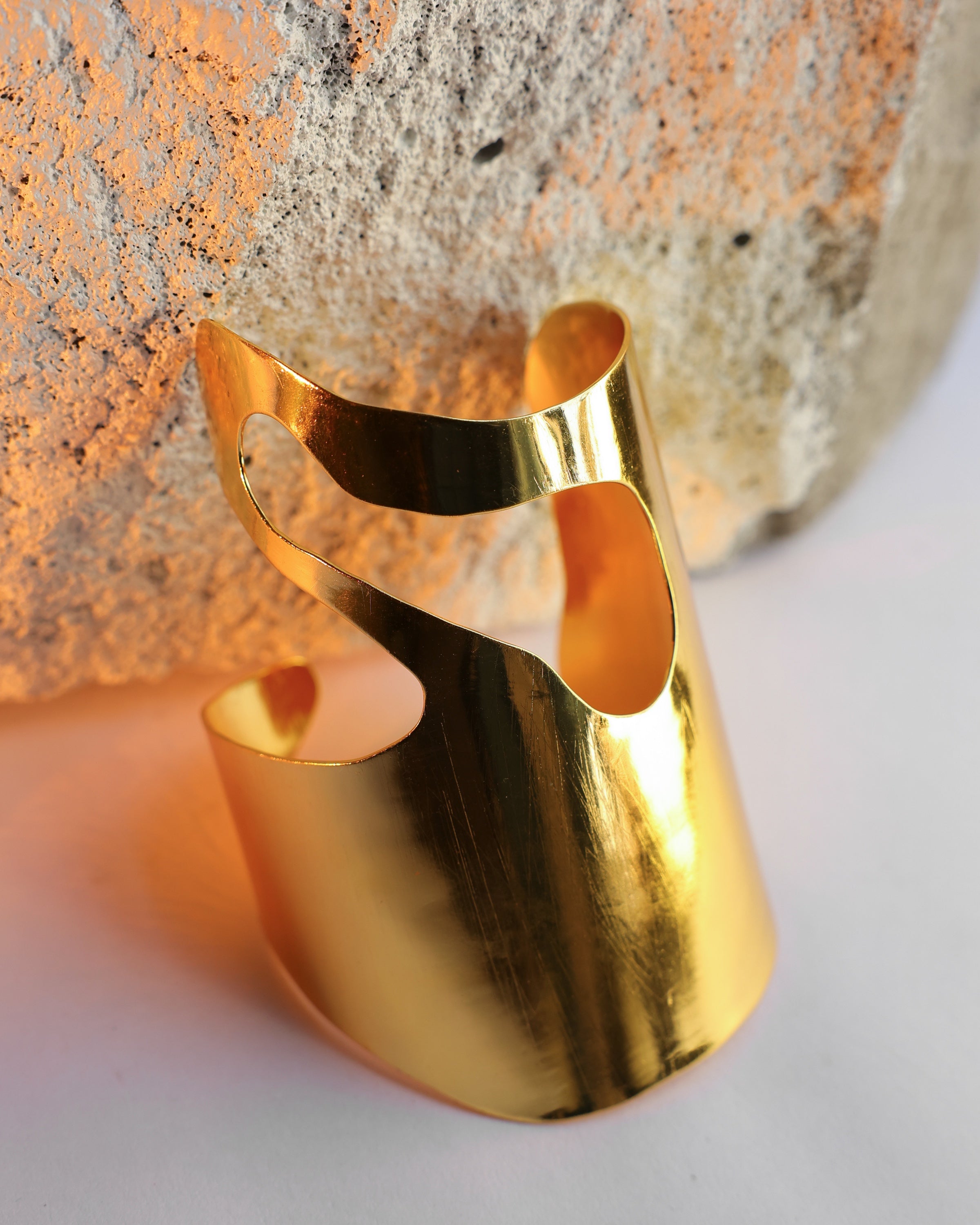 Sculpted Gold Hand Cuff
