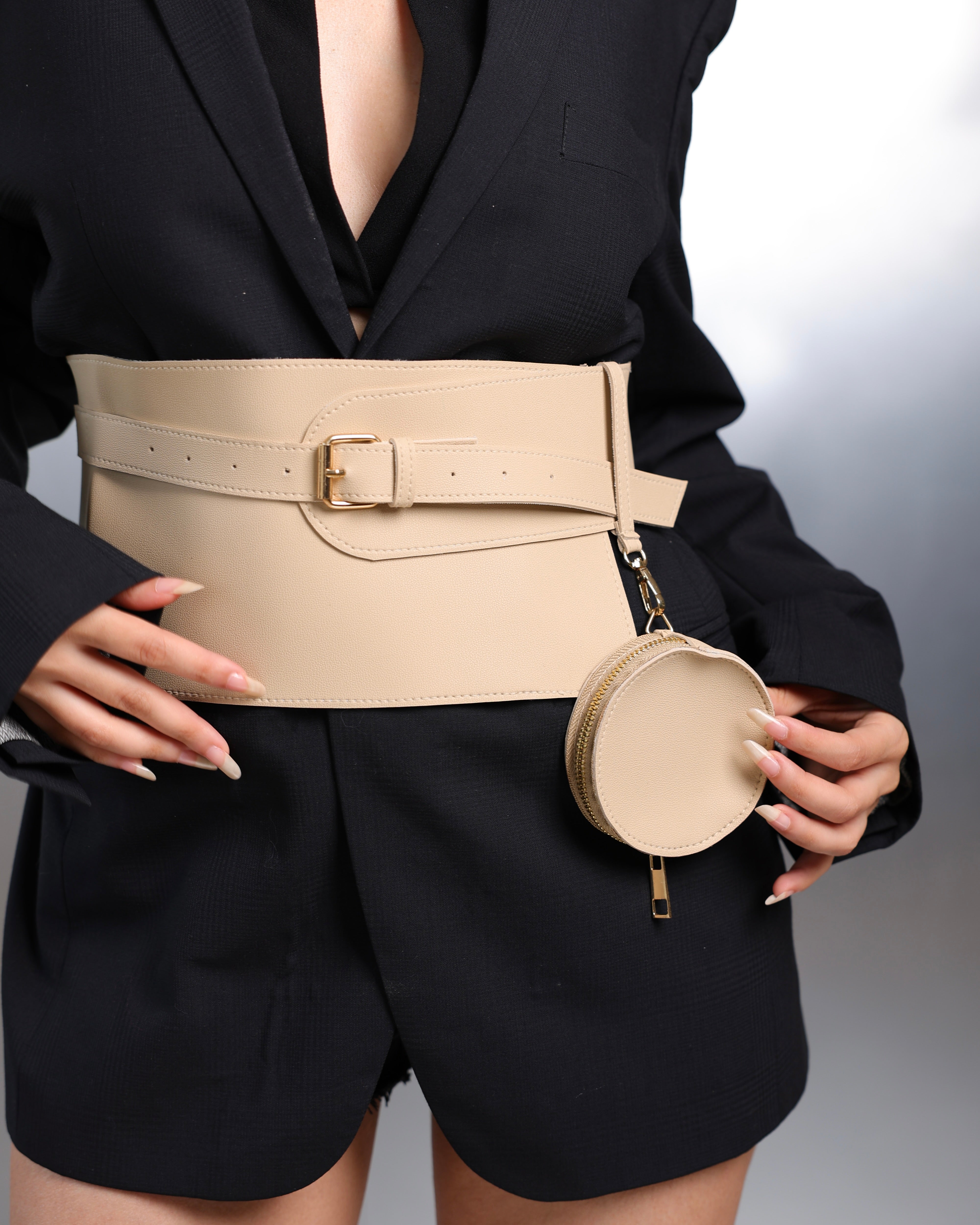 Oval Pocket Belt
