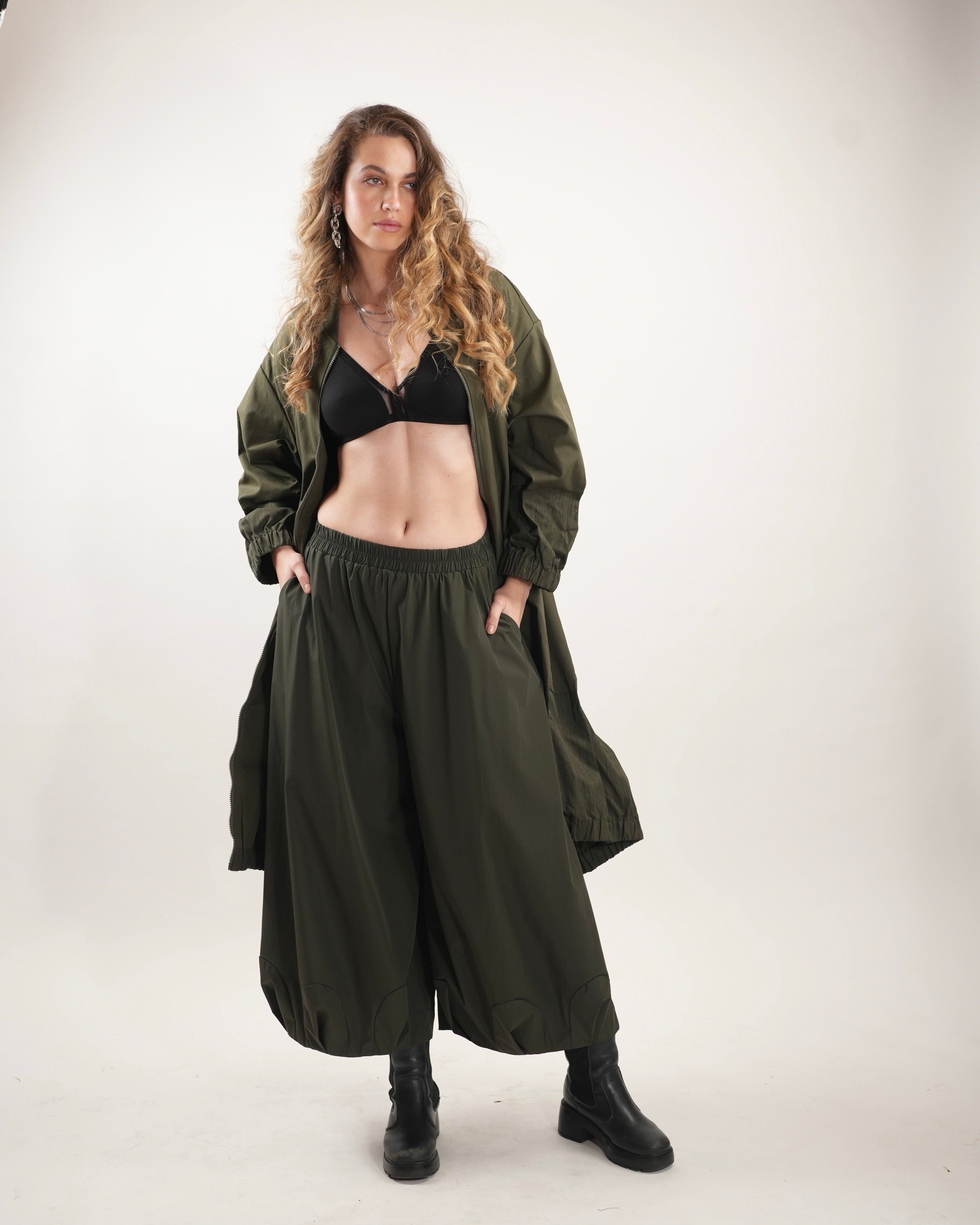 Eubrey Barrel Pants