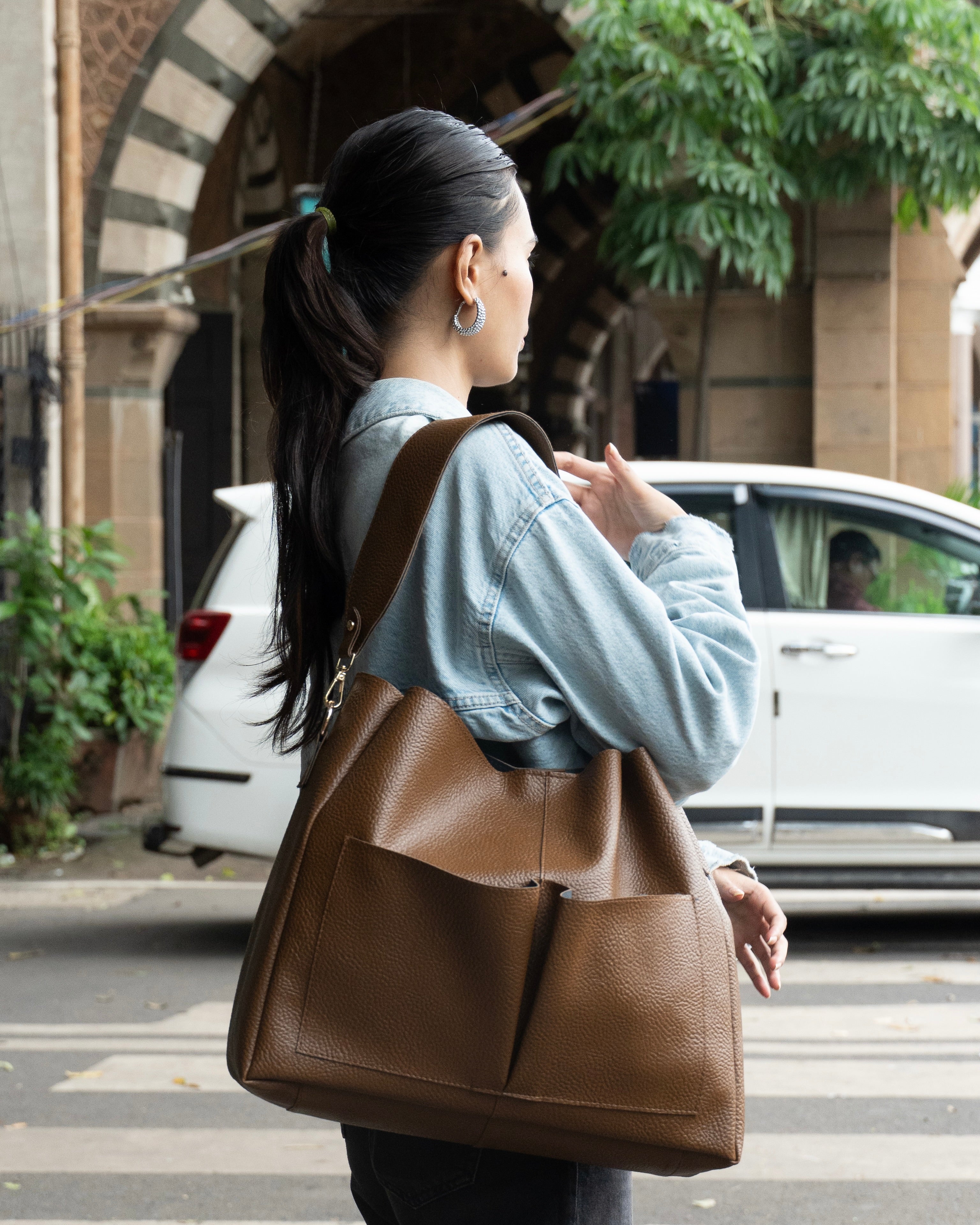 Pocket Tote