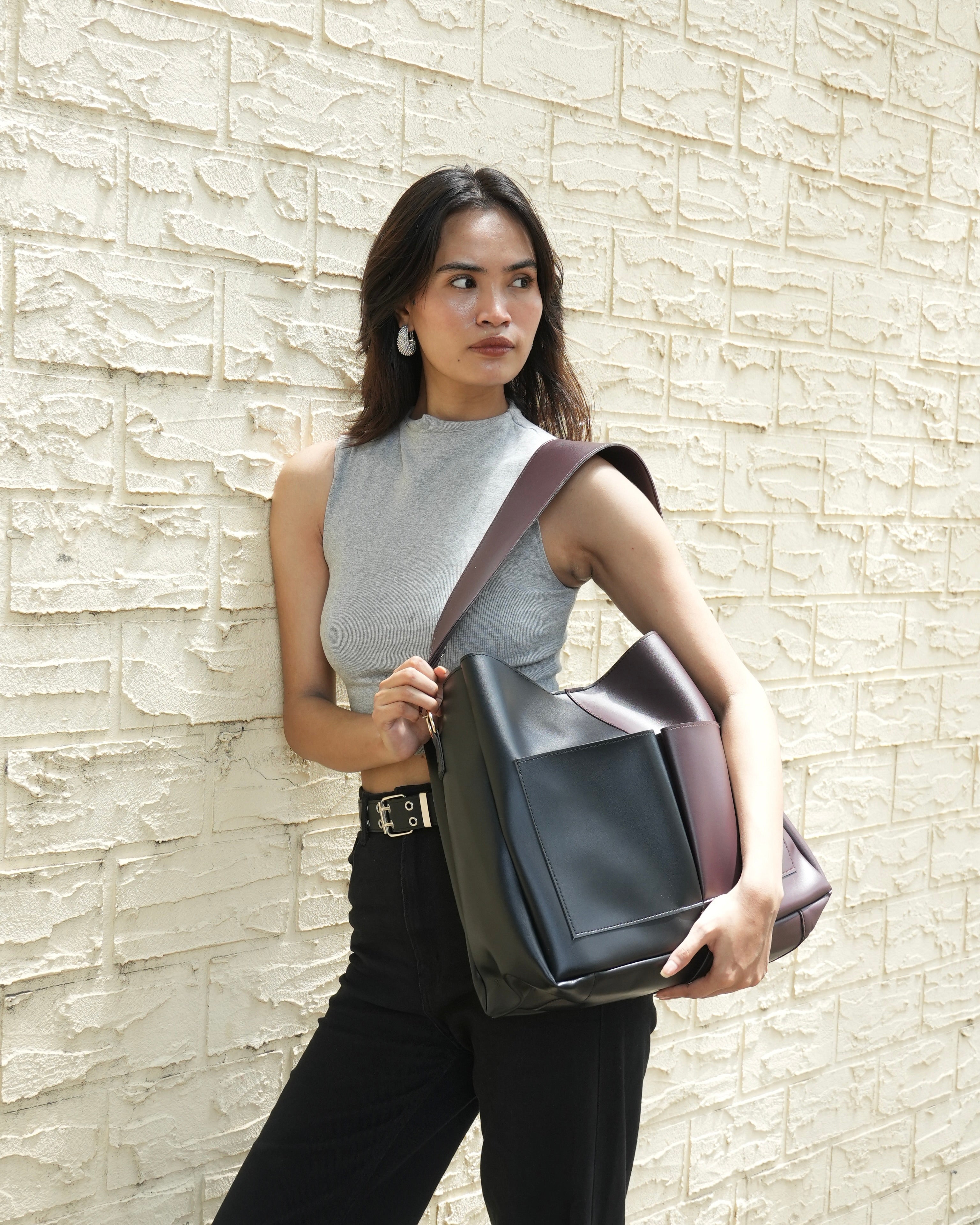 Pocket Tote
