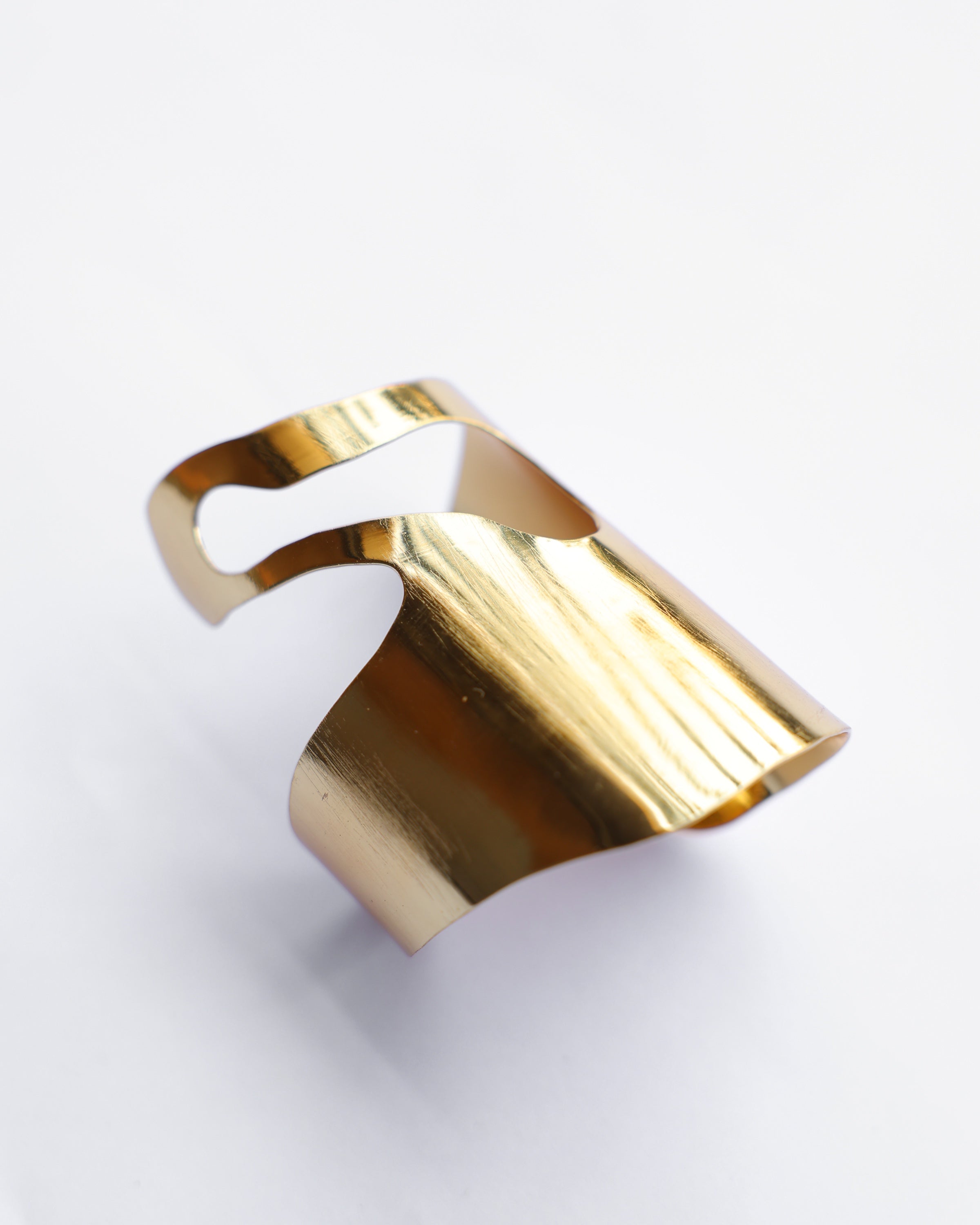 Sculpted Gold Hand Cuff