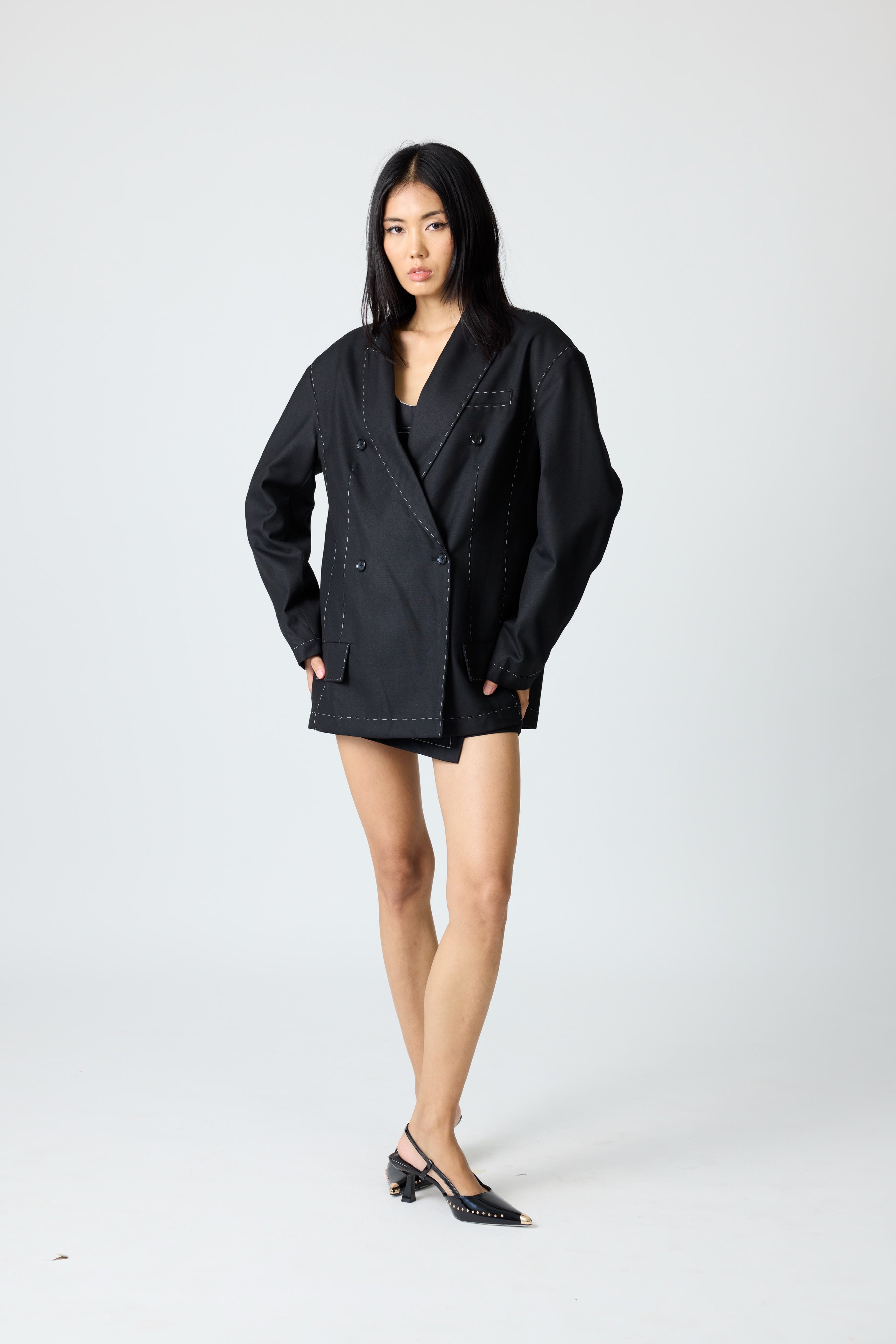 Erryn Black Blazer