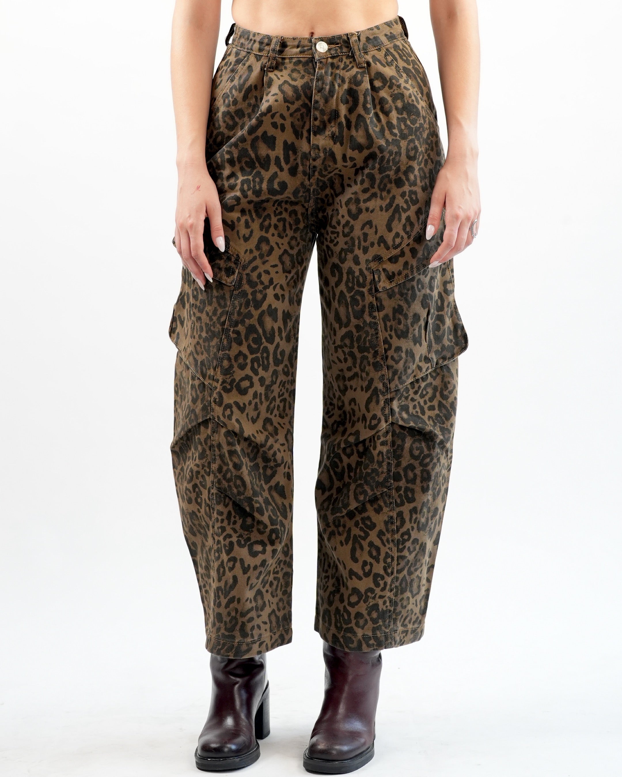 Leopard Cargo