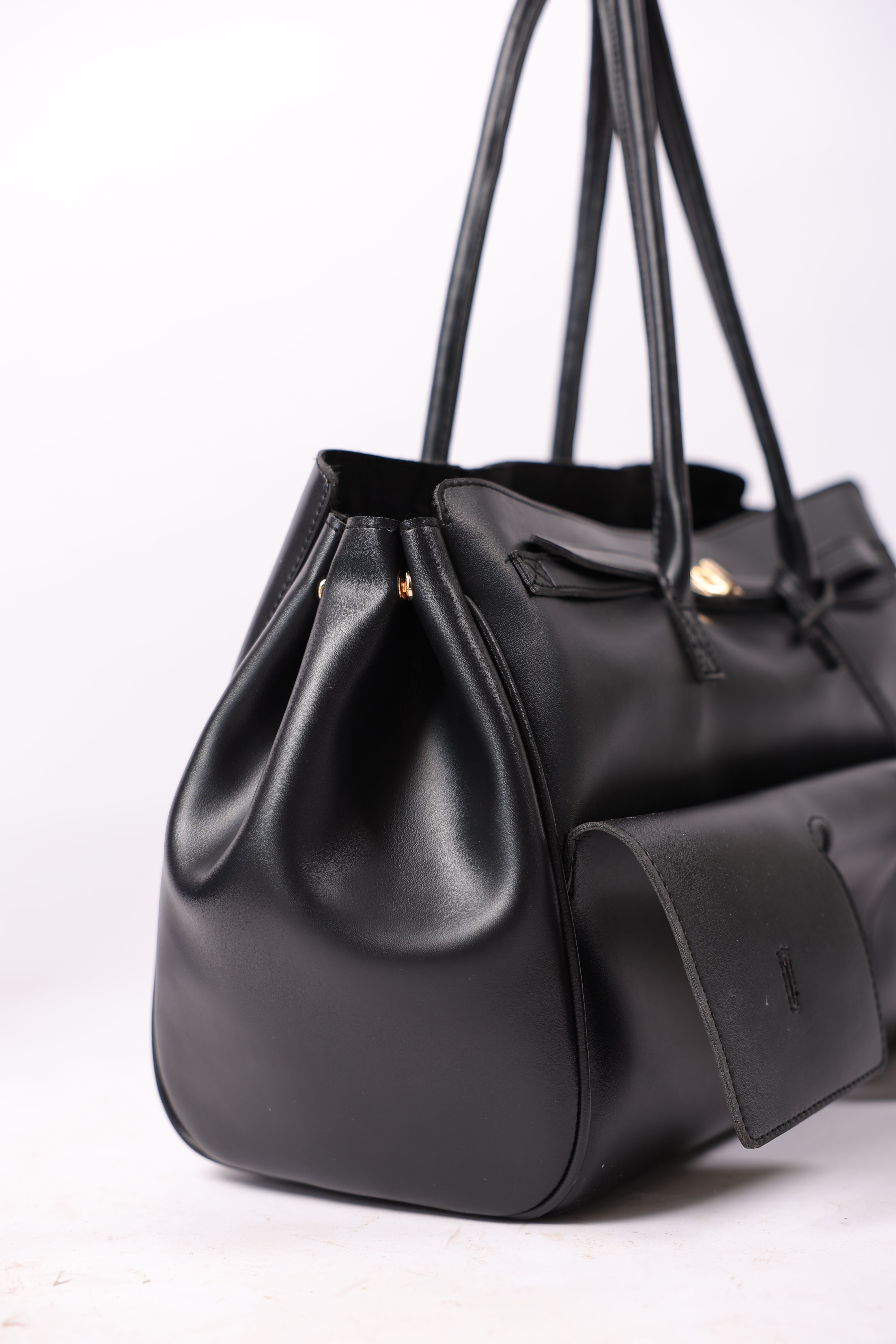 Empire Tote by The Label Jenn – Structured faux leather bag with pouch