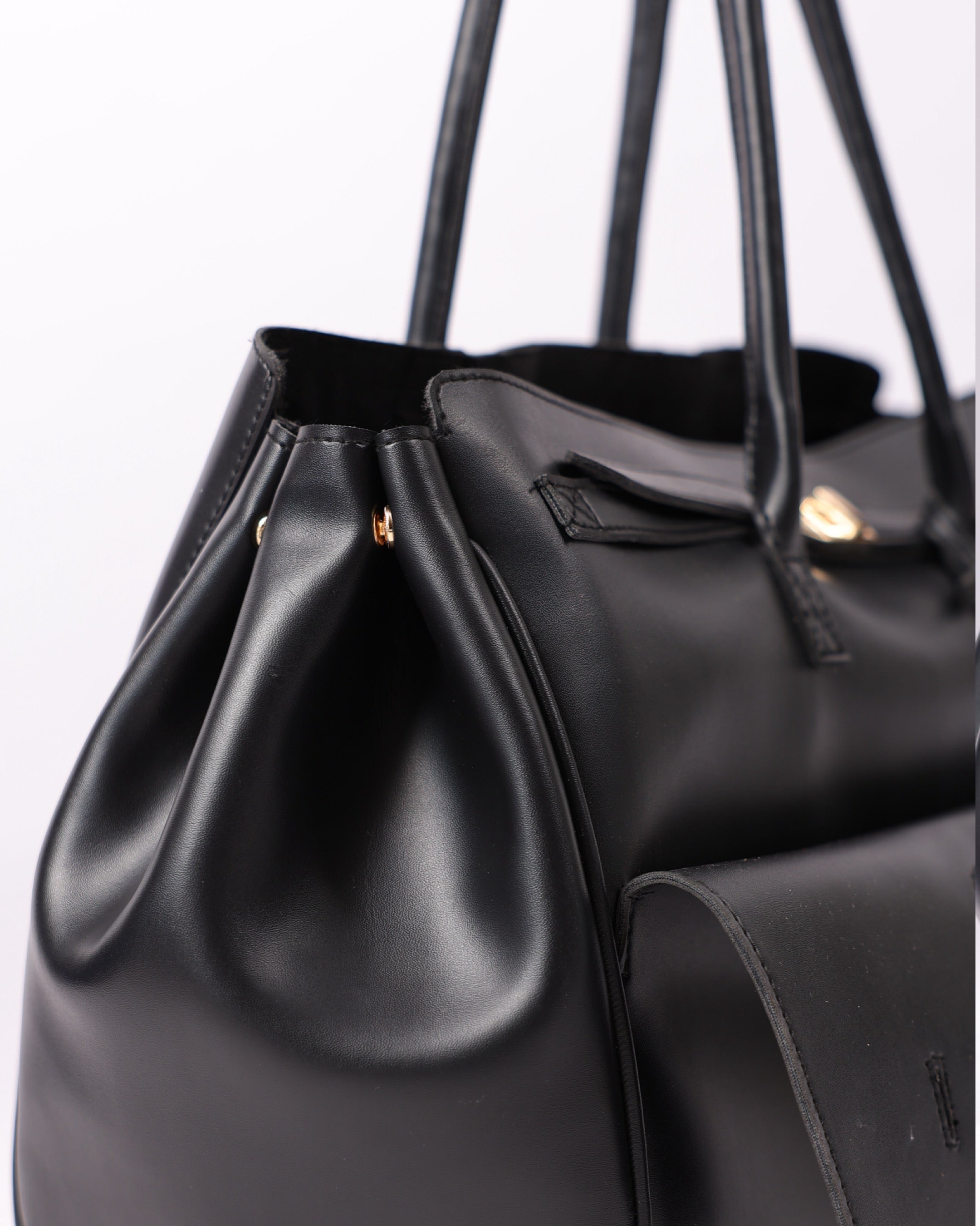 Empire Tote by The Label Jenn – Structured faux leather bag with pouch