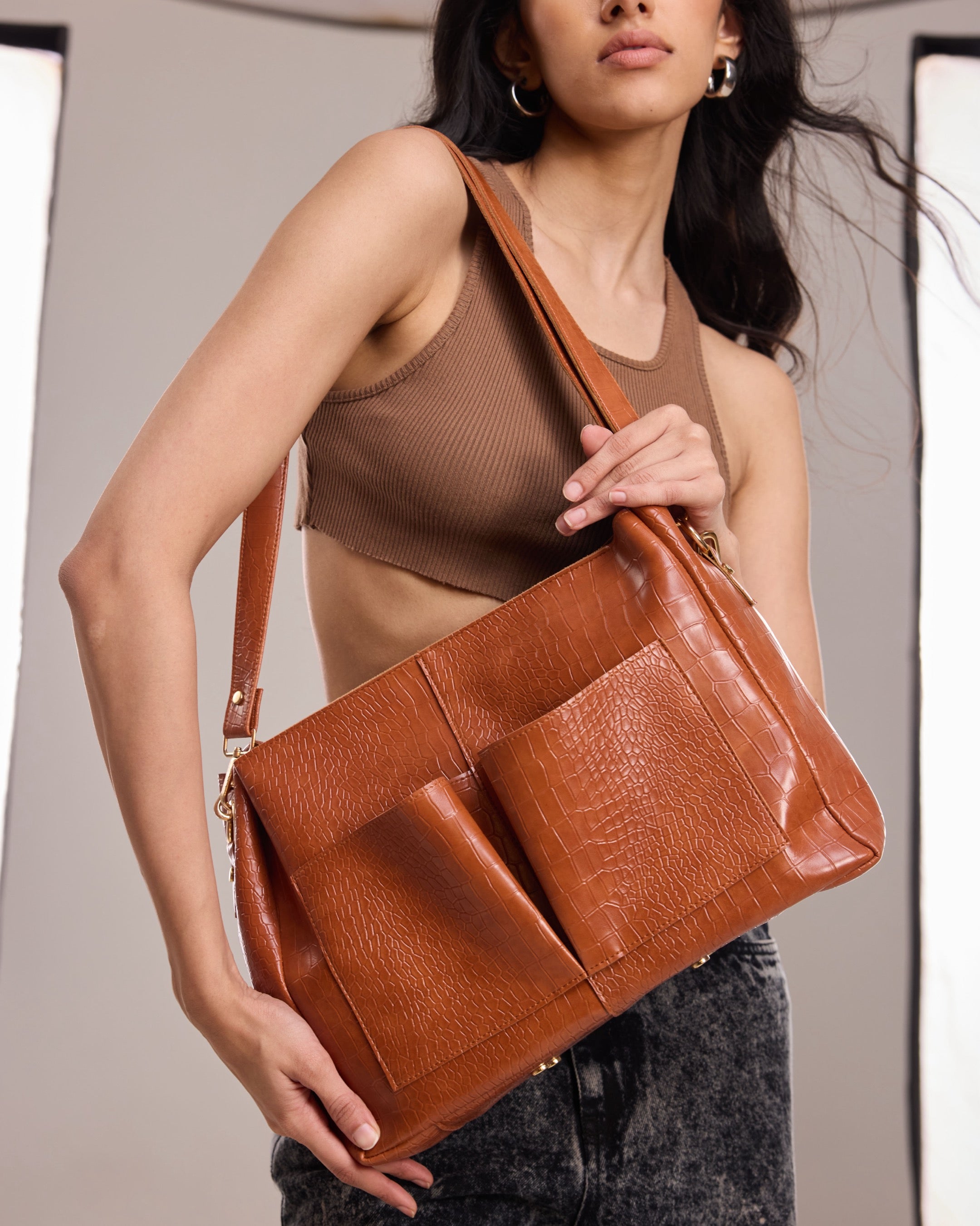 Croco Pocket Tote (Medium)