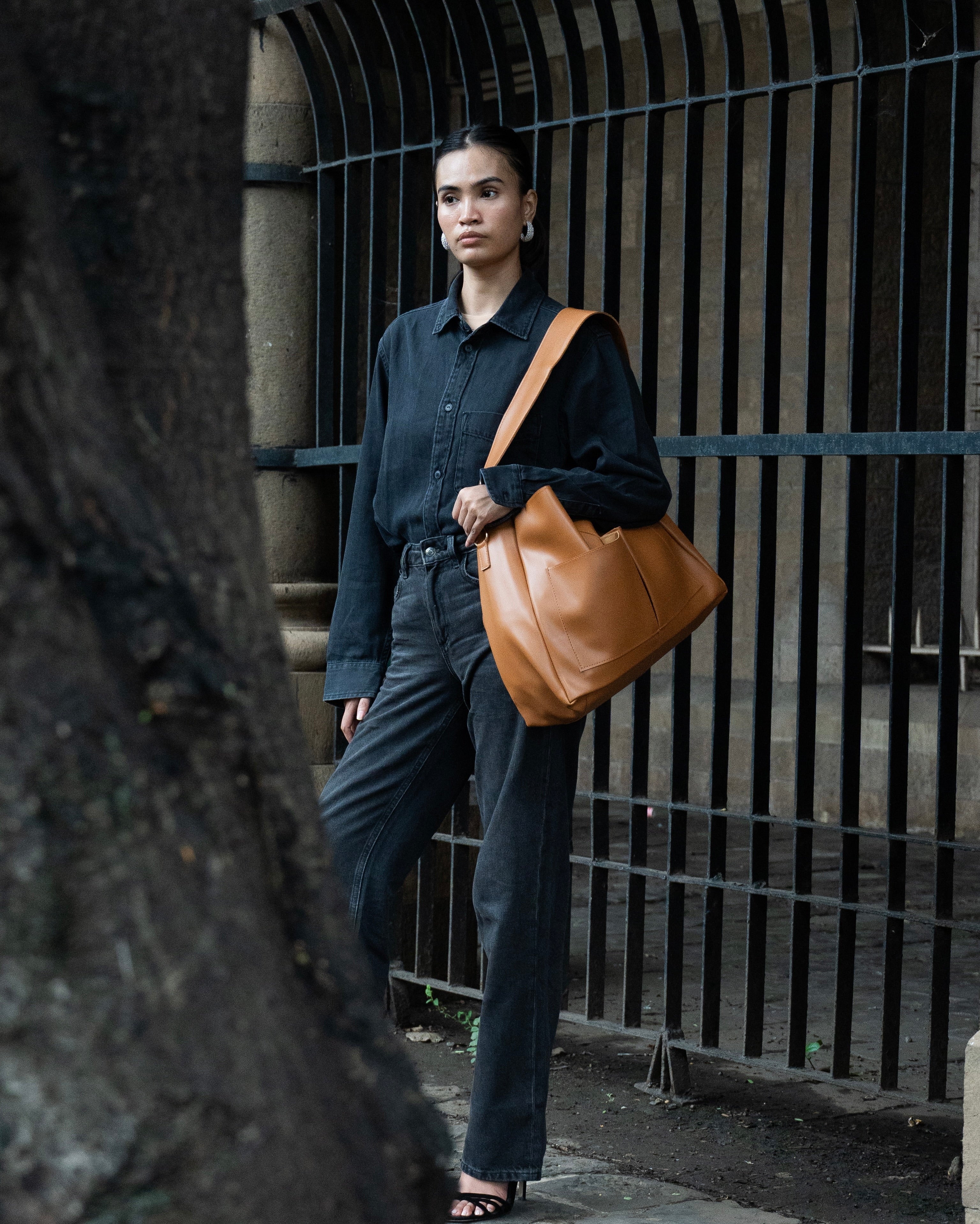Pocket Tote