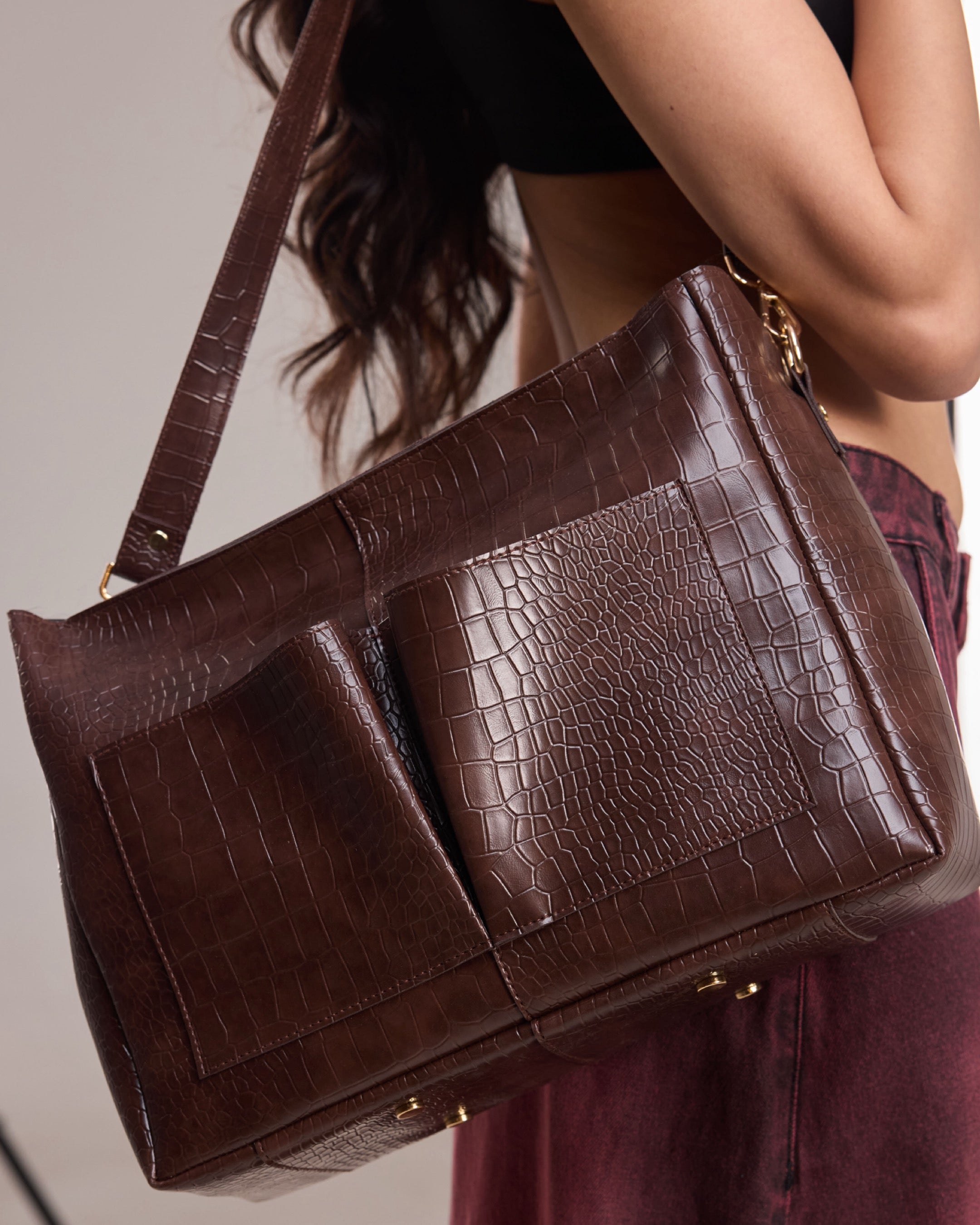 Croco Pocket Tote (Medium)