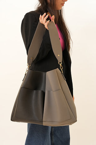 Pocket Tote