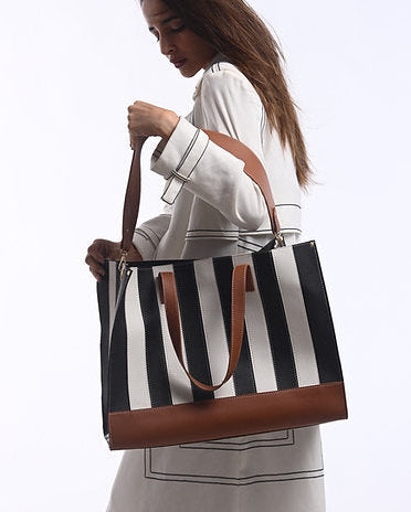 Weekender Tote Bag