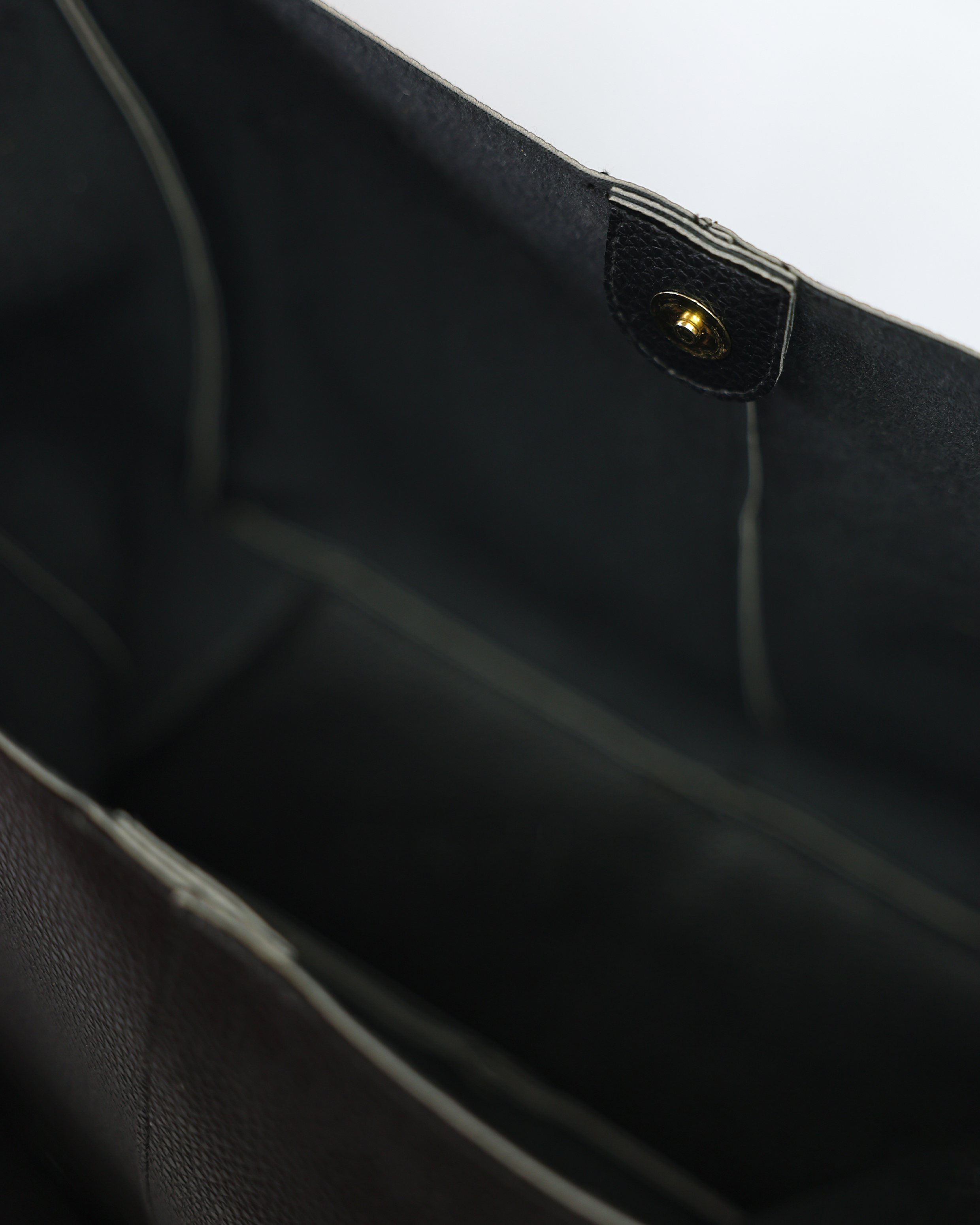 Pocket Tote