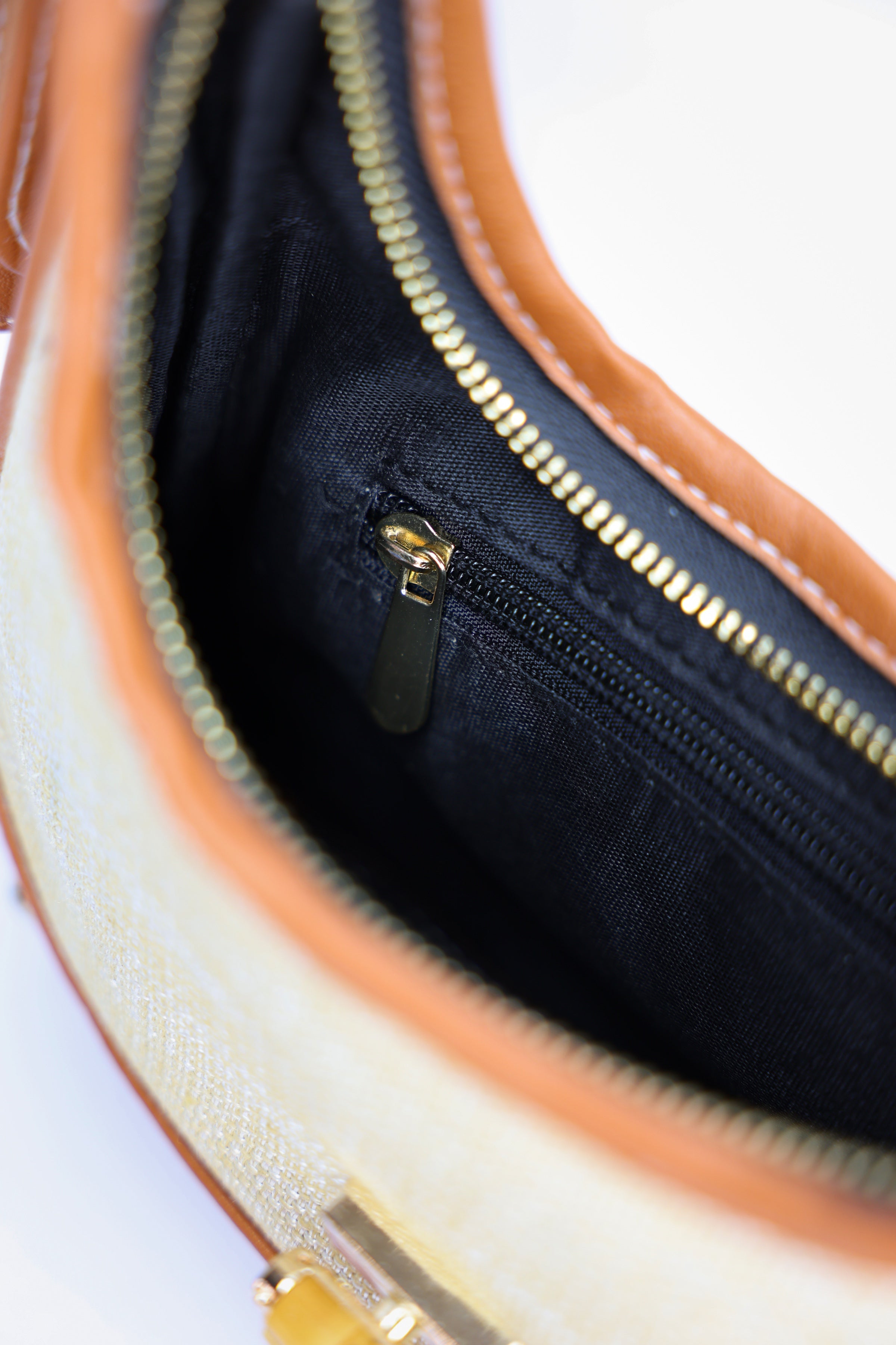 Claire Mini Bag