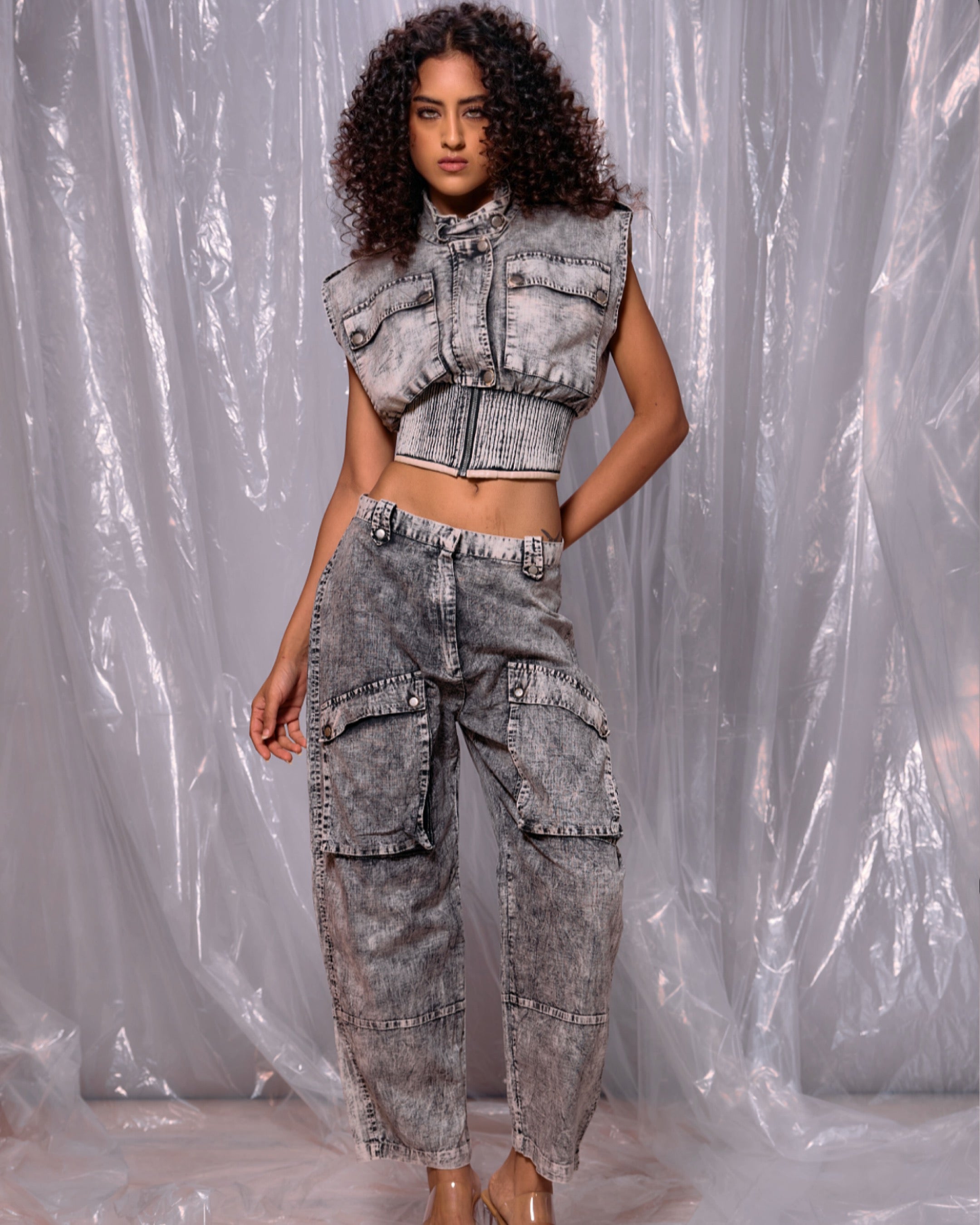 Leo Aura (distressed) Vest