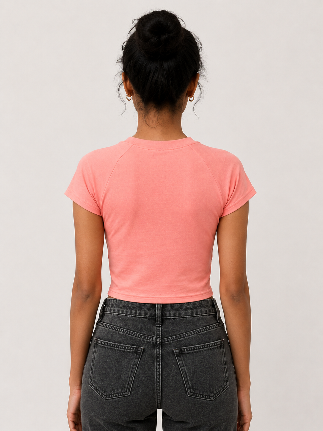 Low Soch Tee