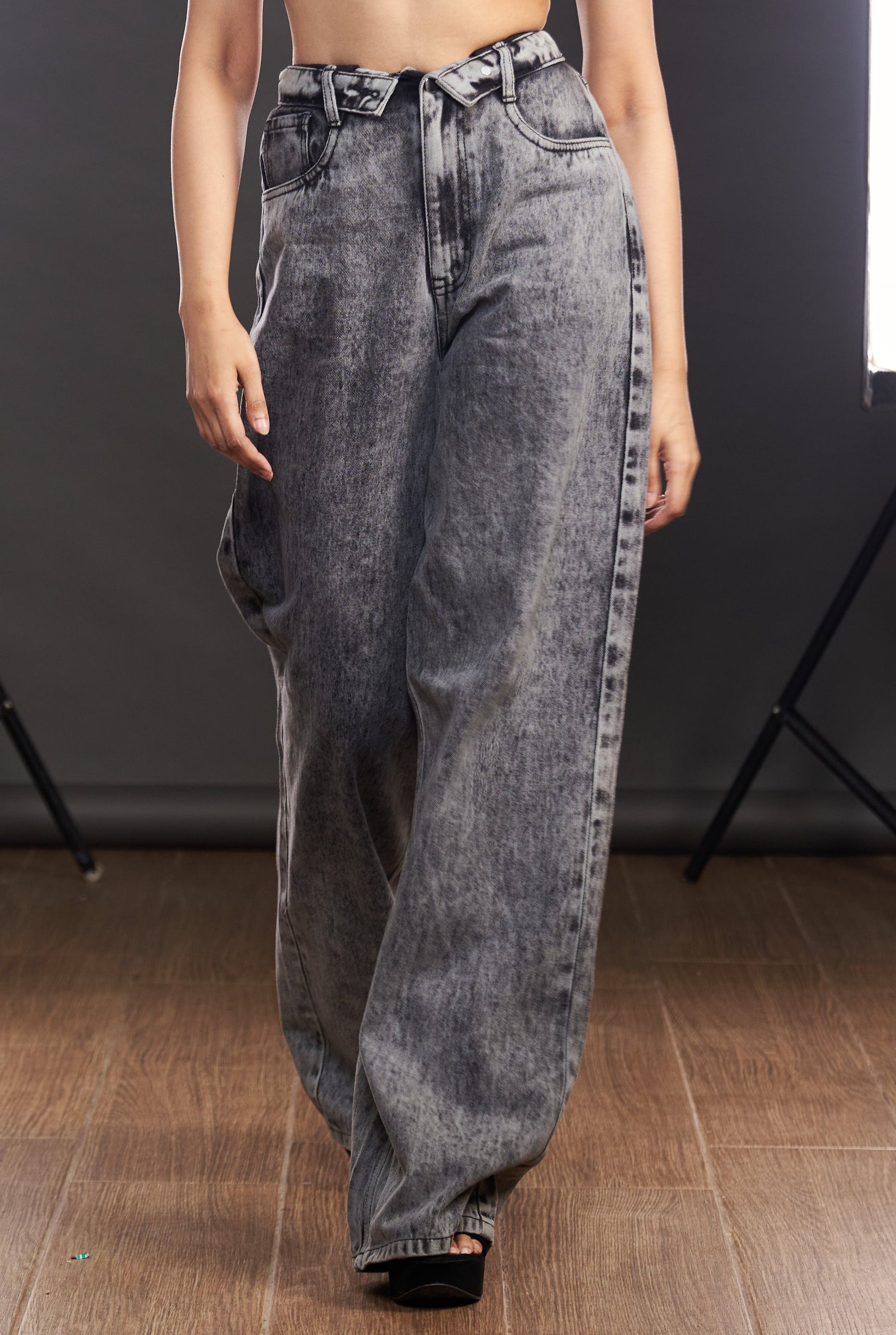straight fit jeans