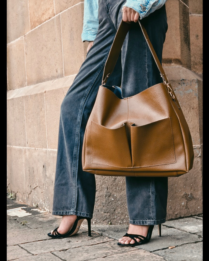 Pocket Tote