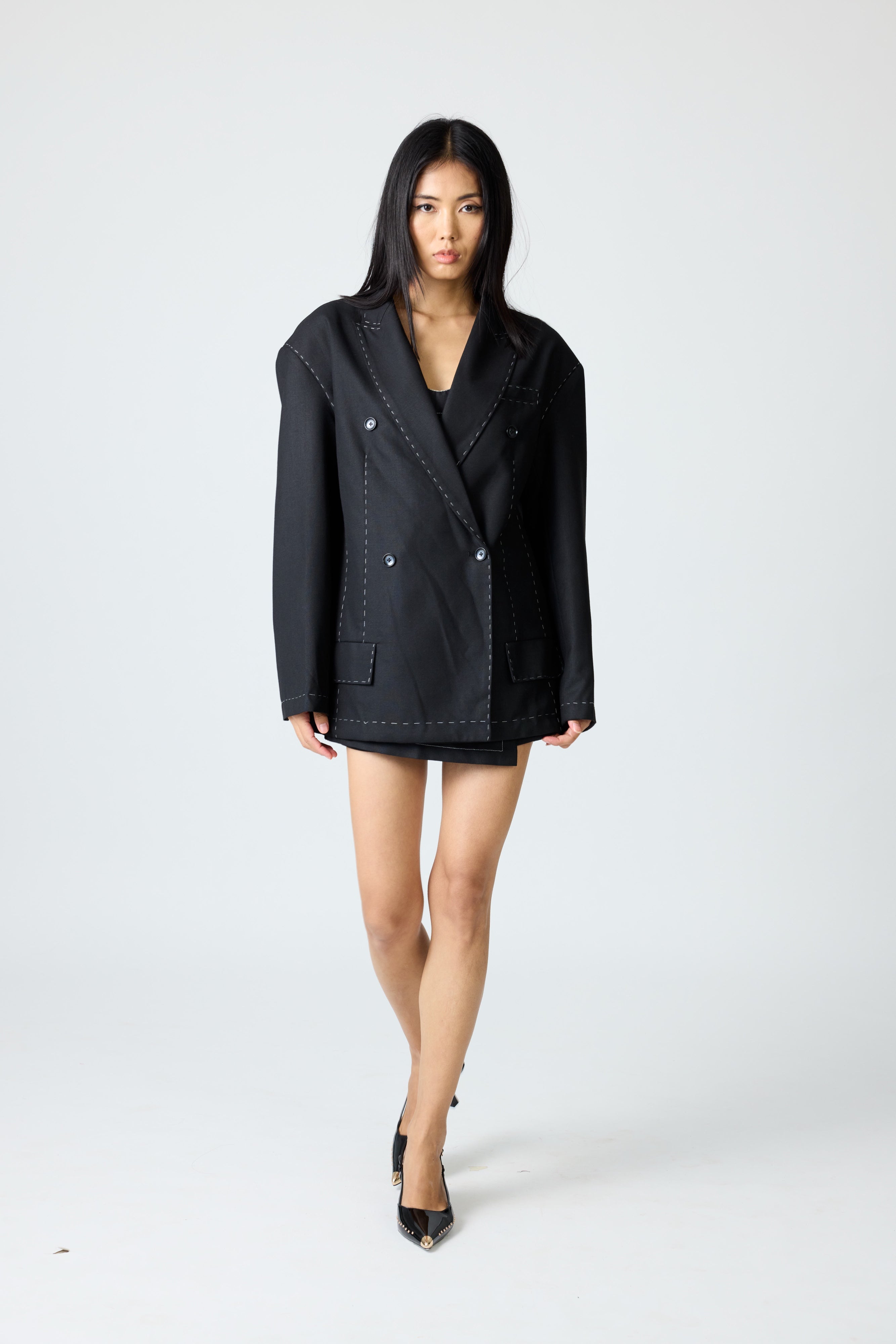 Erryn Black Blazer