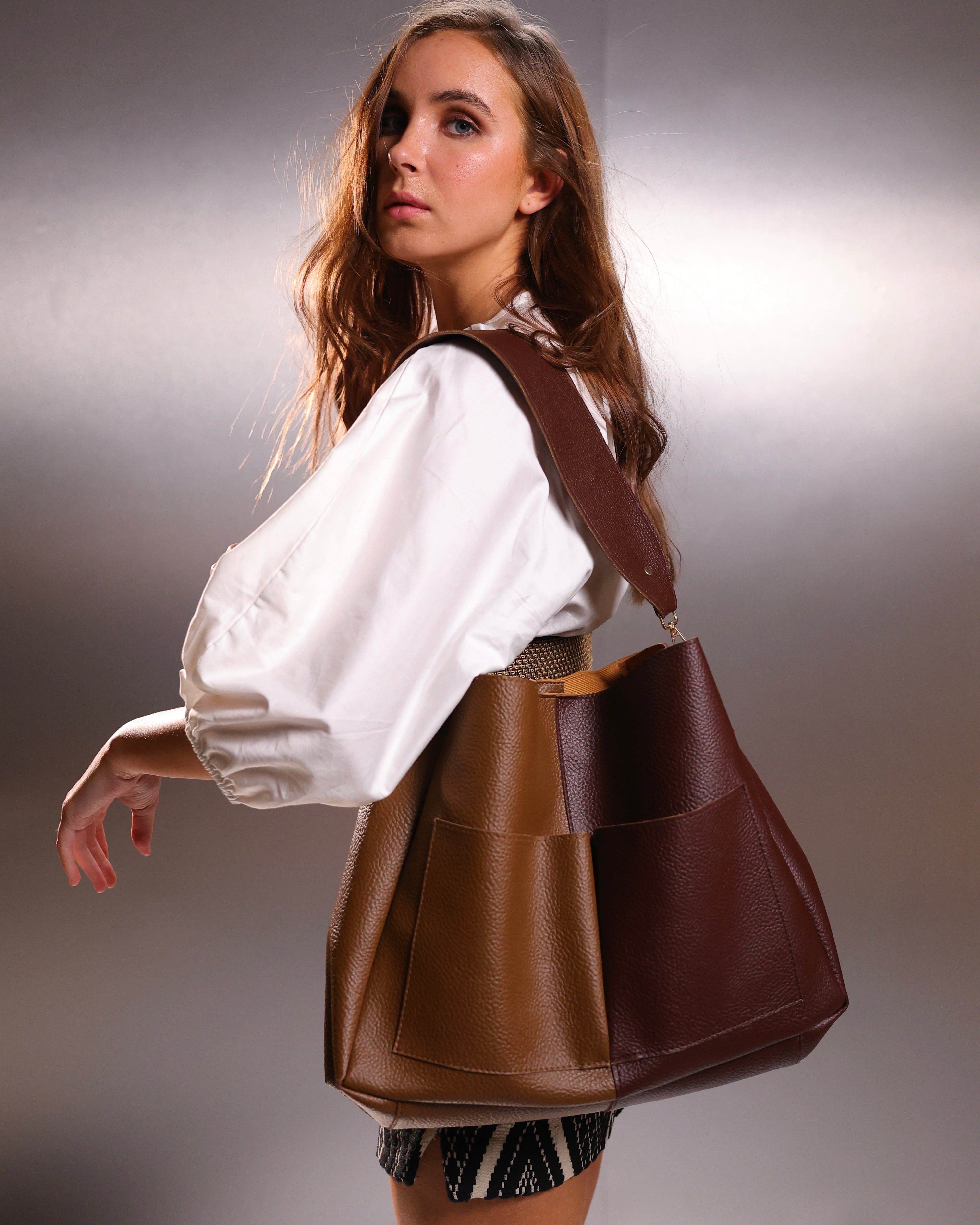 Pocket Tote