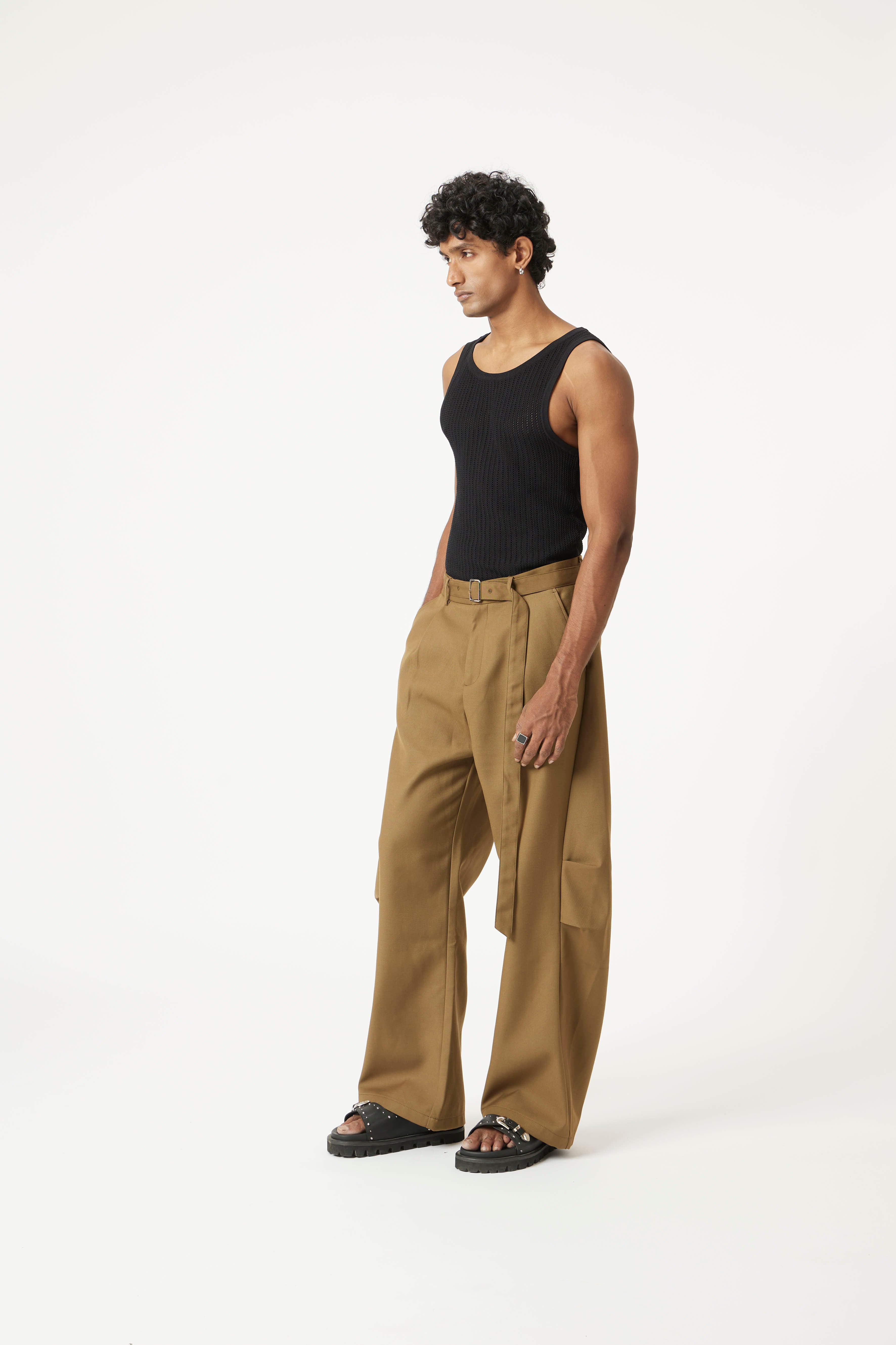 Half Orbit Pants